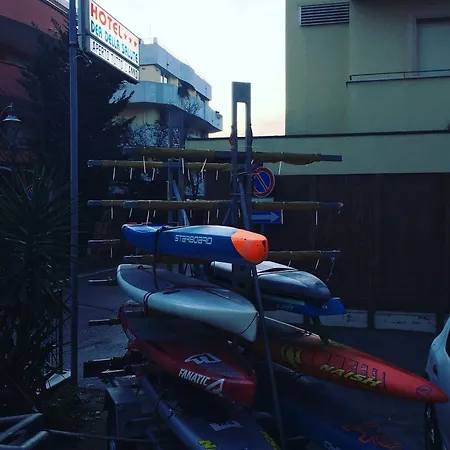 Dea Della Salute فندق